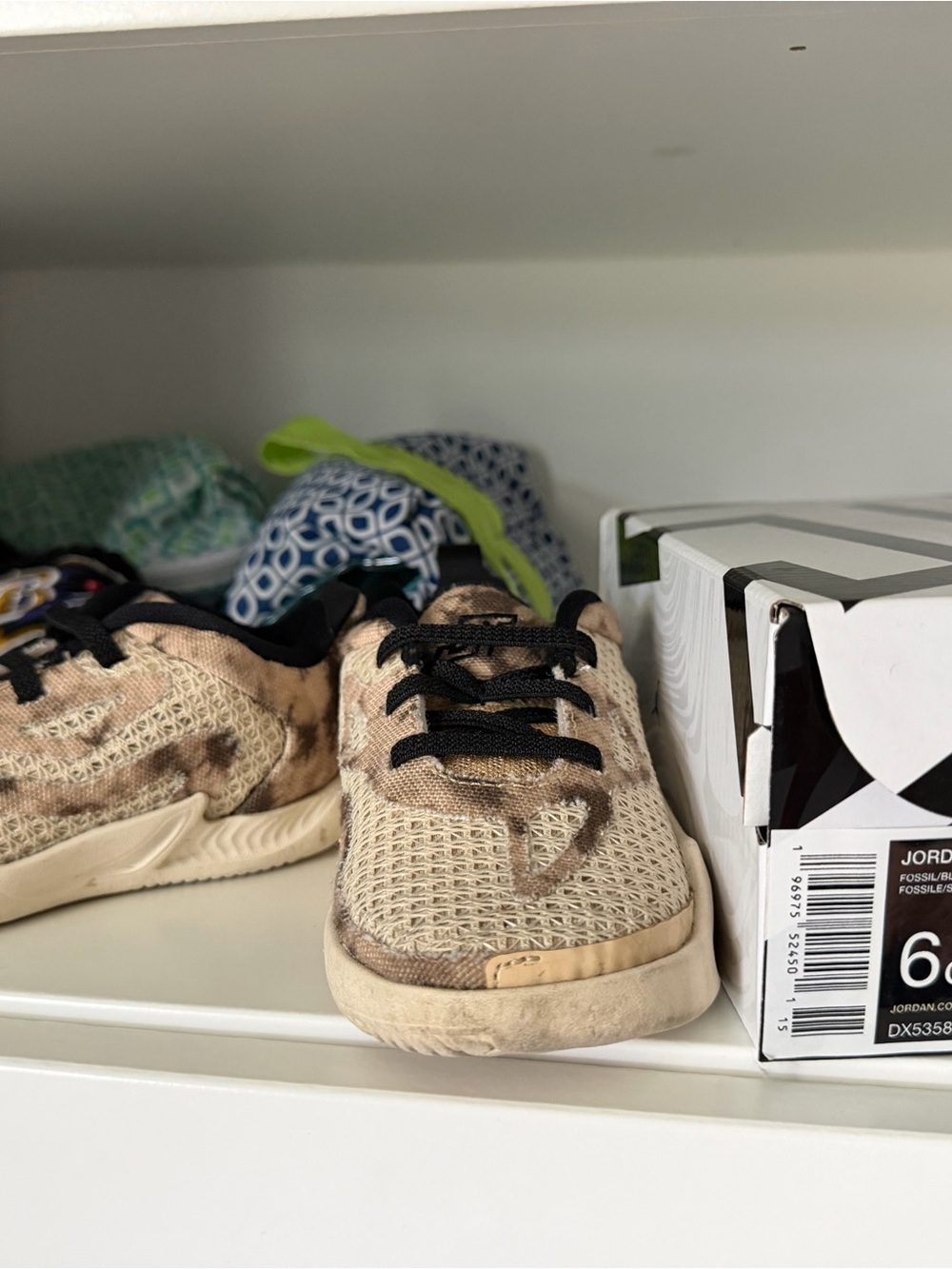Jordan Kids Tan & Brown Knit Sneakers with Black Laces